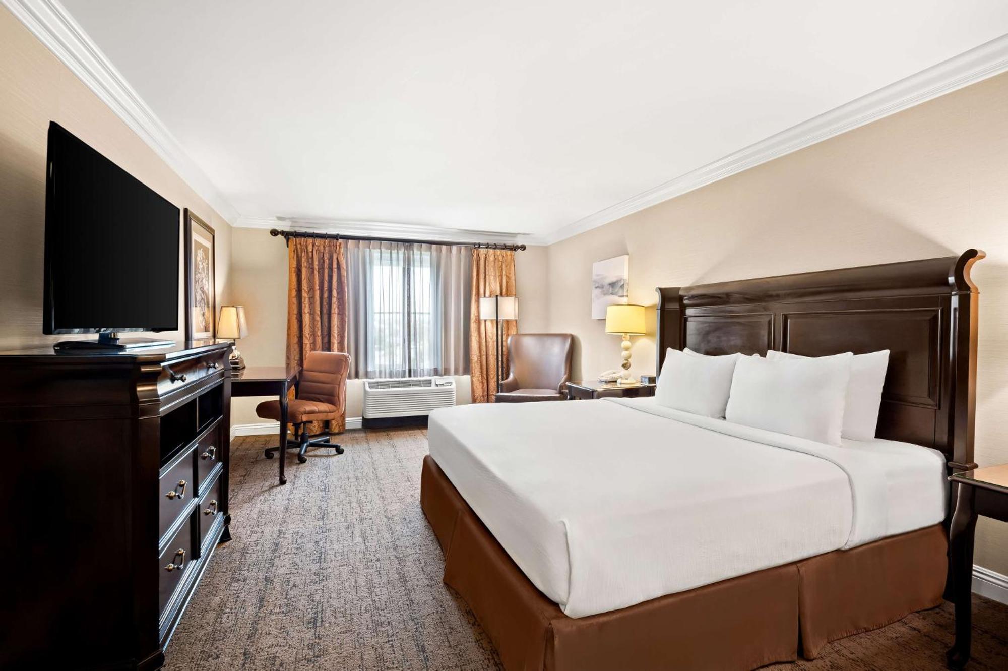 Best Western Ontario Mills Mall Екстериор снимка